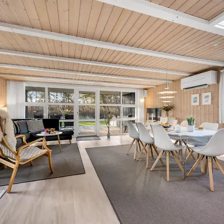 Dom wakacyjny Yuma - 1km From The Sea By Interhome *